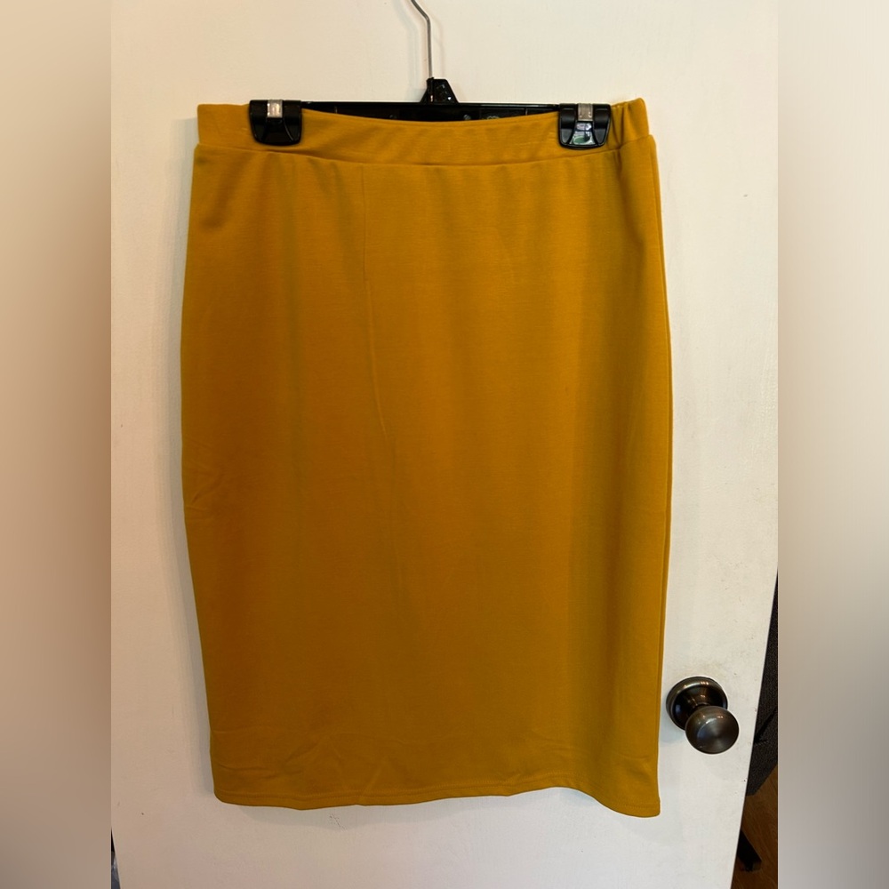 Jade Mackenzie Pencil Skirt